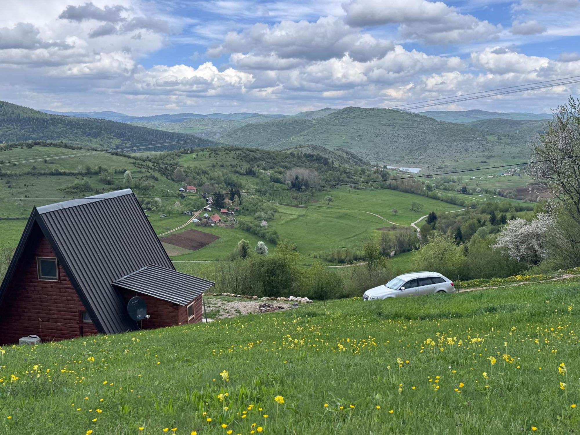 Uvacki Raj Villa Radijevici Luaran gambar
