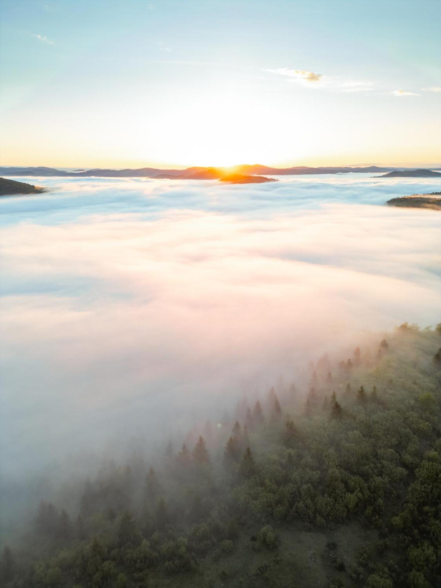 Uvacki Raj Villa Radijevici Luaran gambar